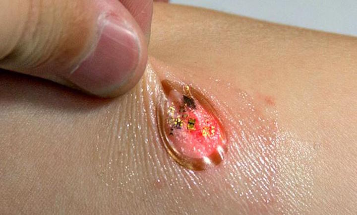 NFC powered ultra-thin health monitoring patch